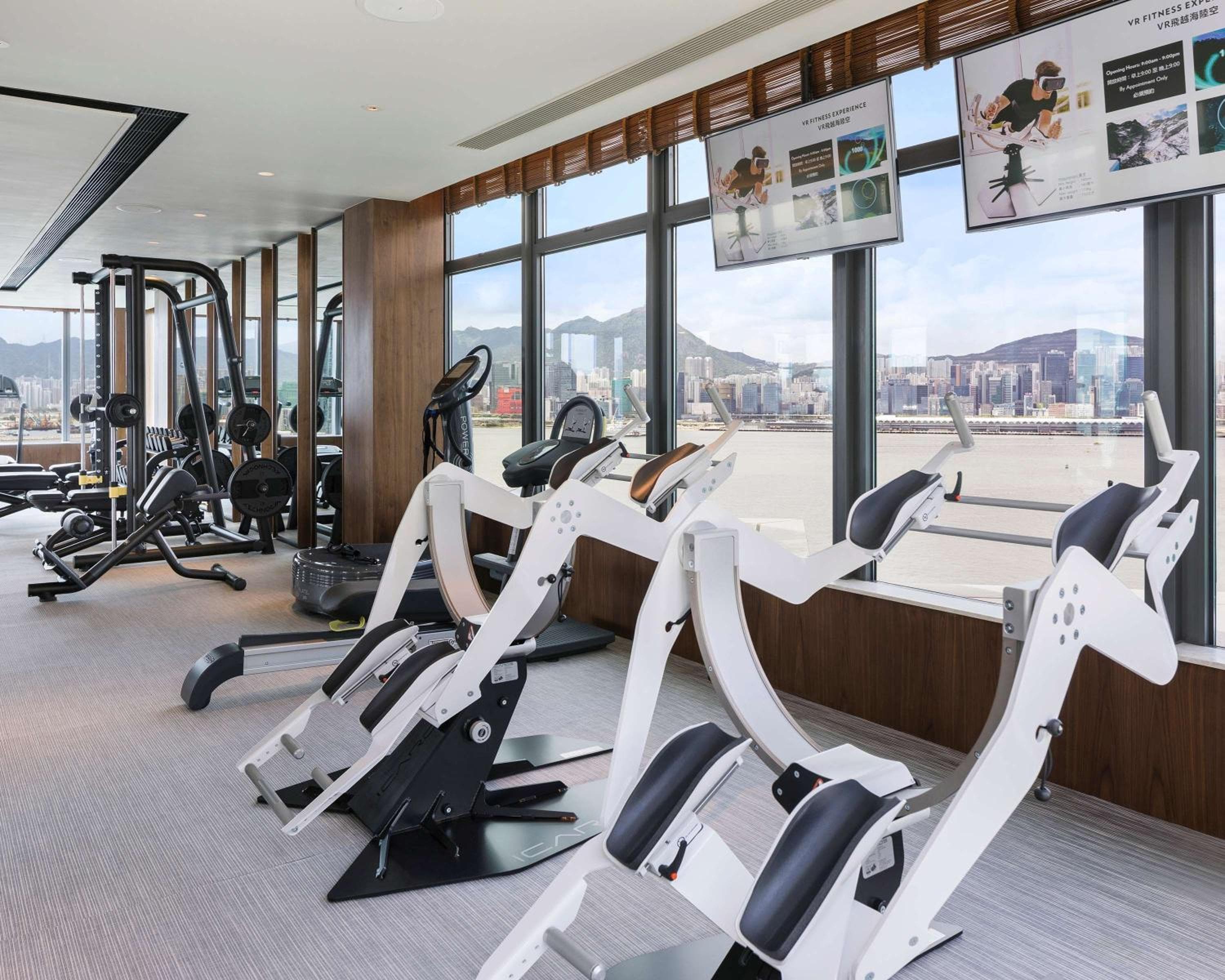 Hyatt Centric Victoria Harbour photo 3