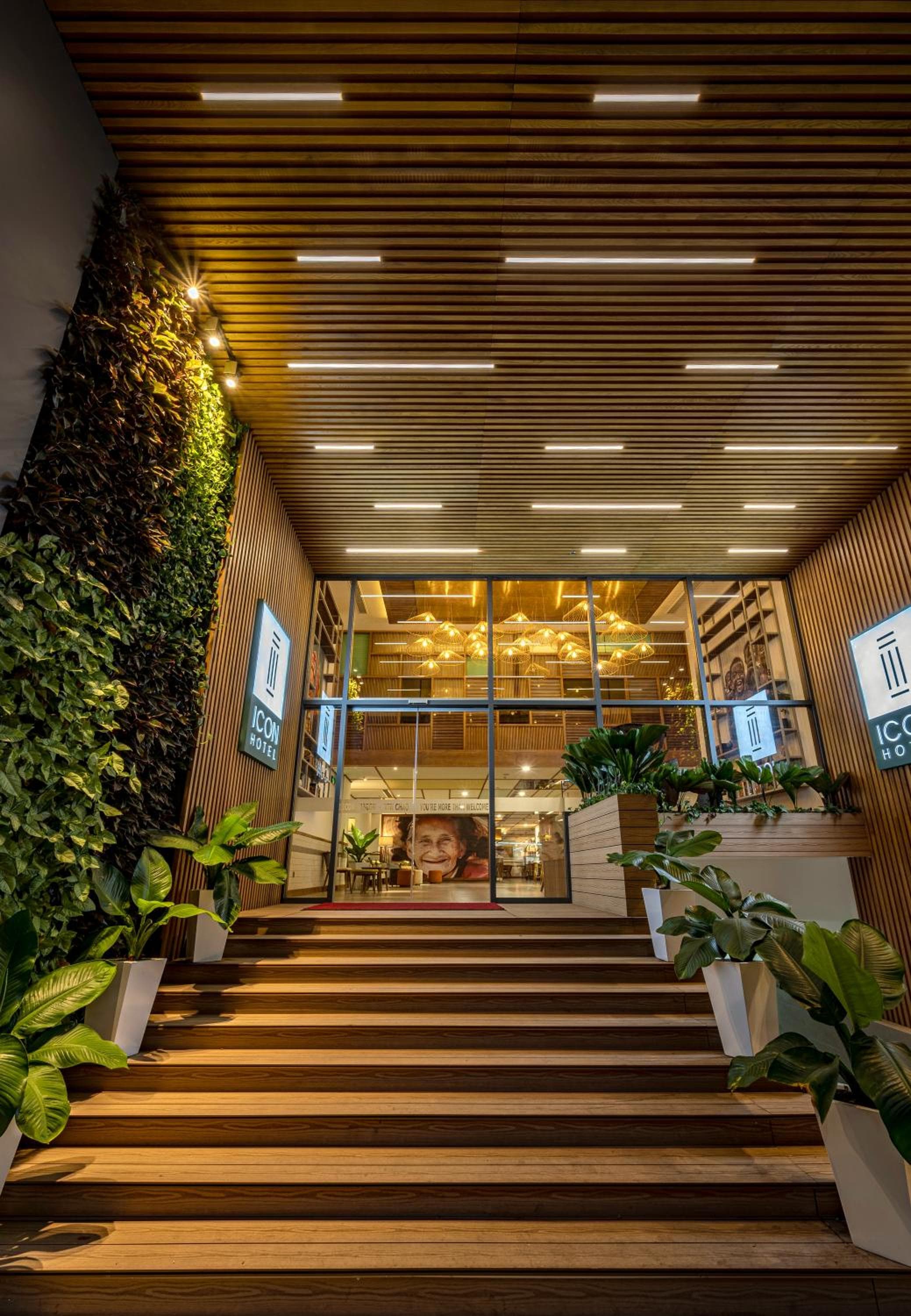 Icon Saigon - LifeStyle Design Hotel photo 3