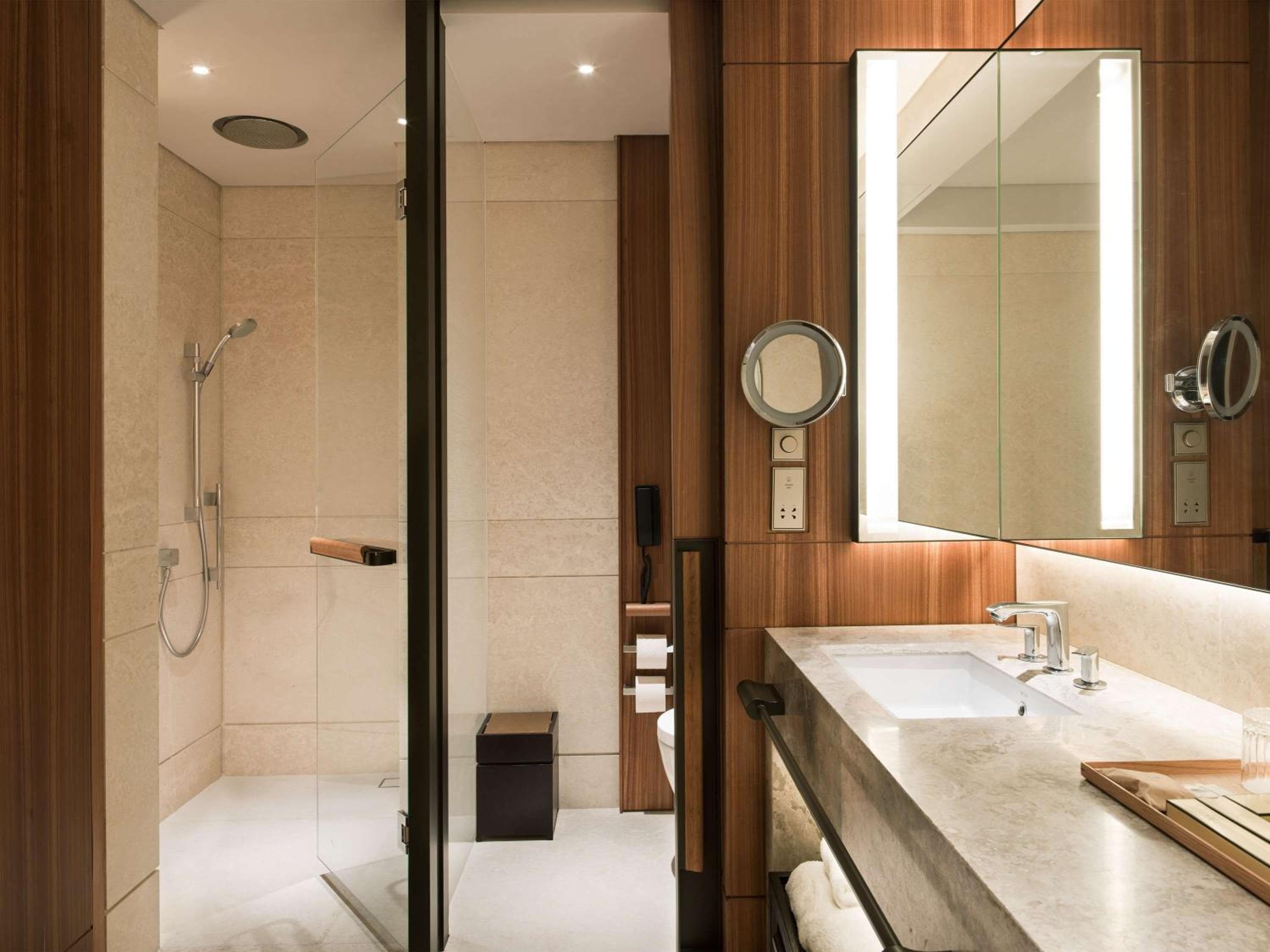 Kerry Hotel Hong Kong by Shangri-la photo 5