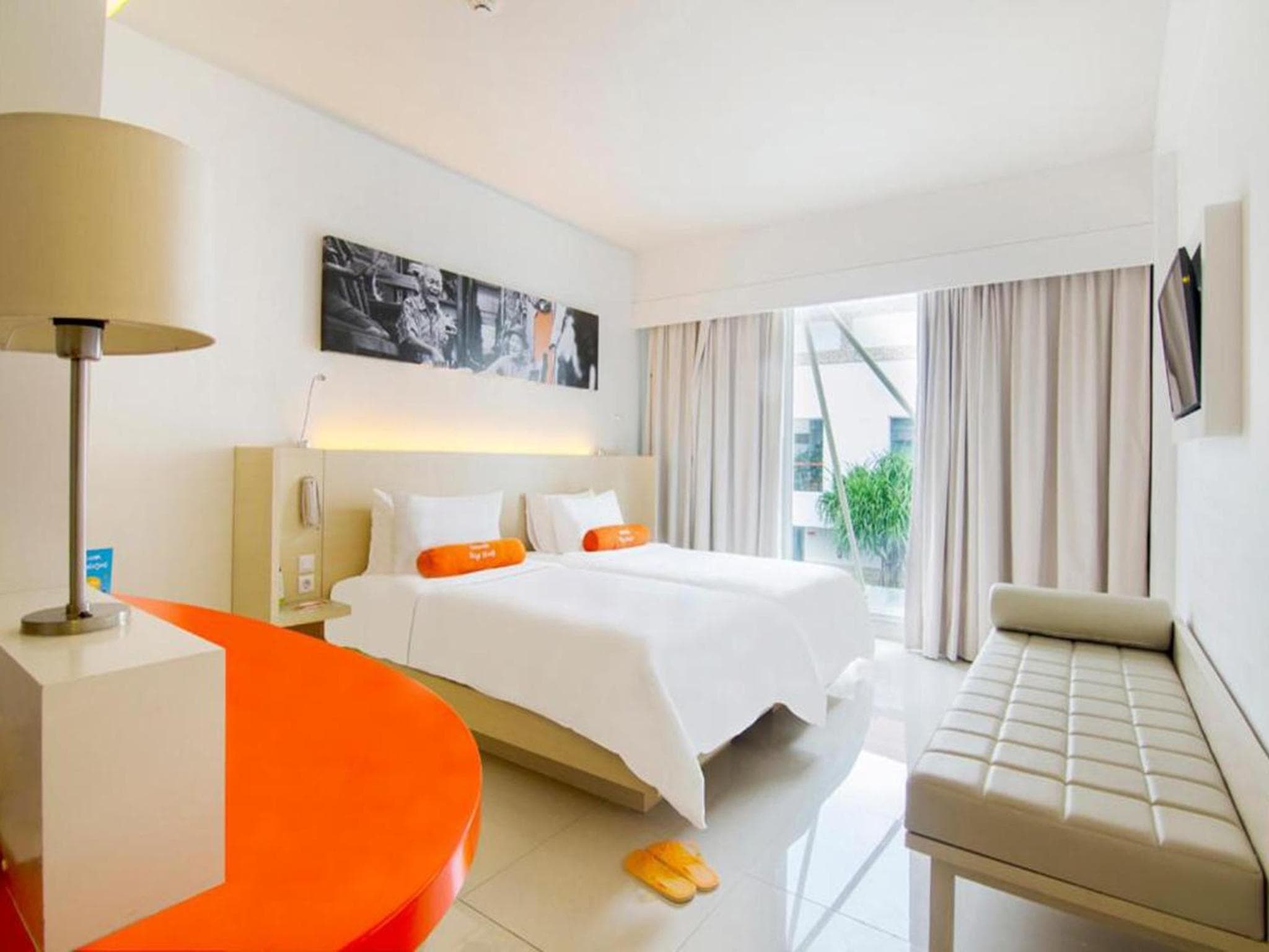 HARRIS Hotel and Conventions Denpasar Bali photo 2