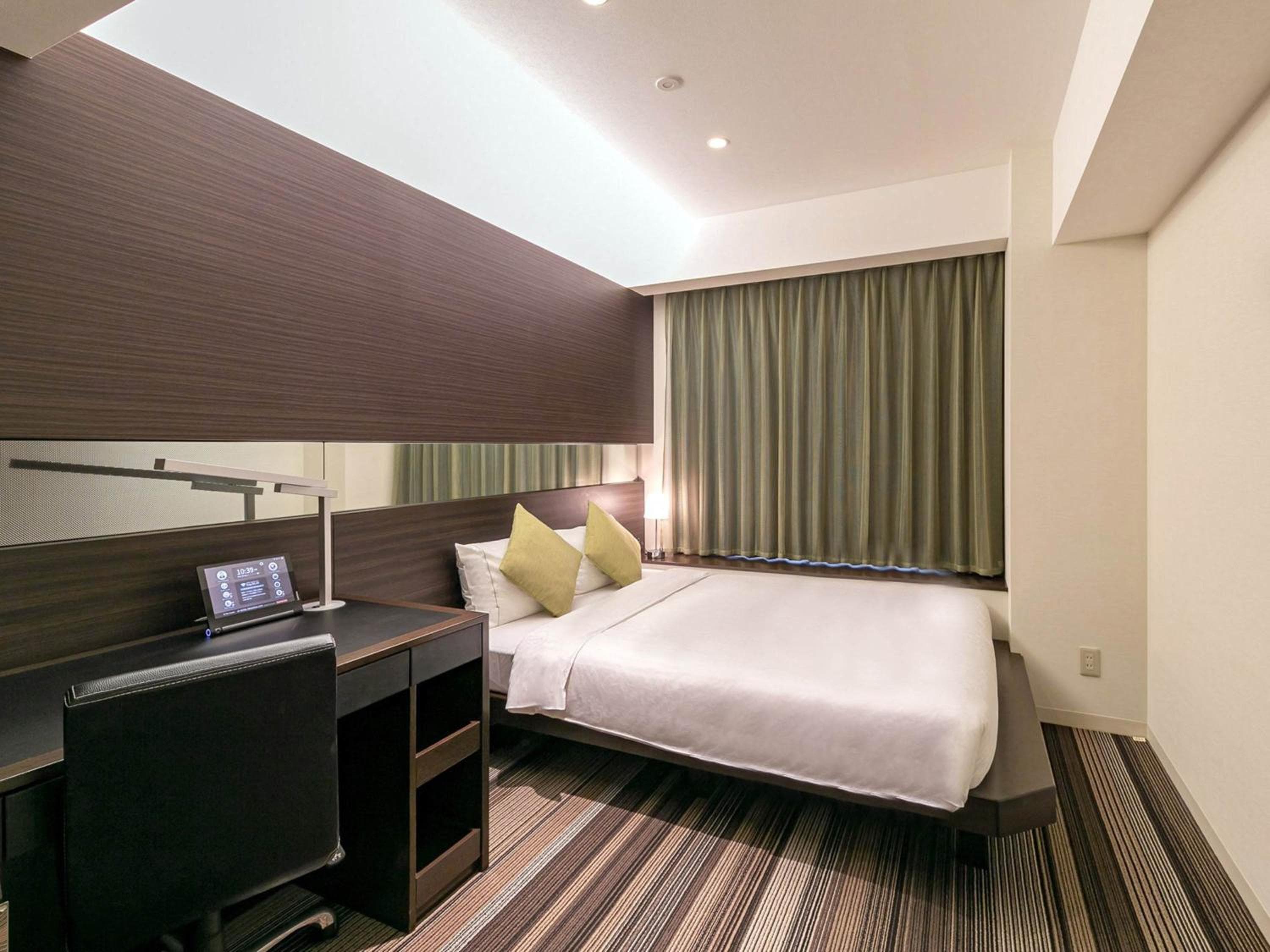 Hotel Brighton City Osaka Kitahama photo 4