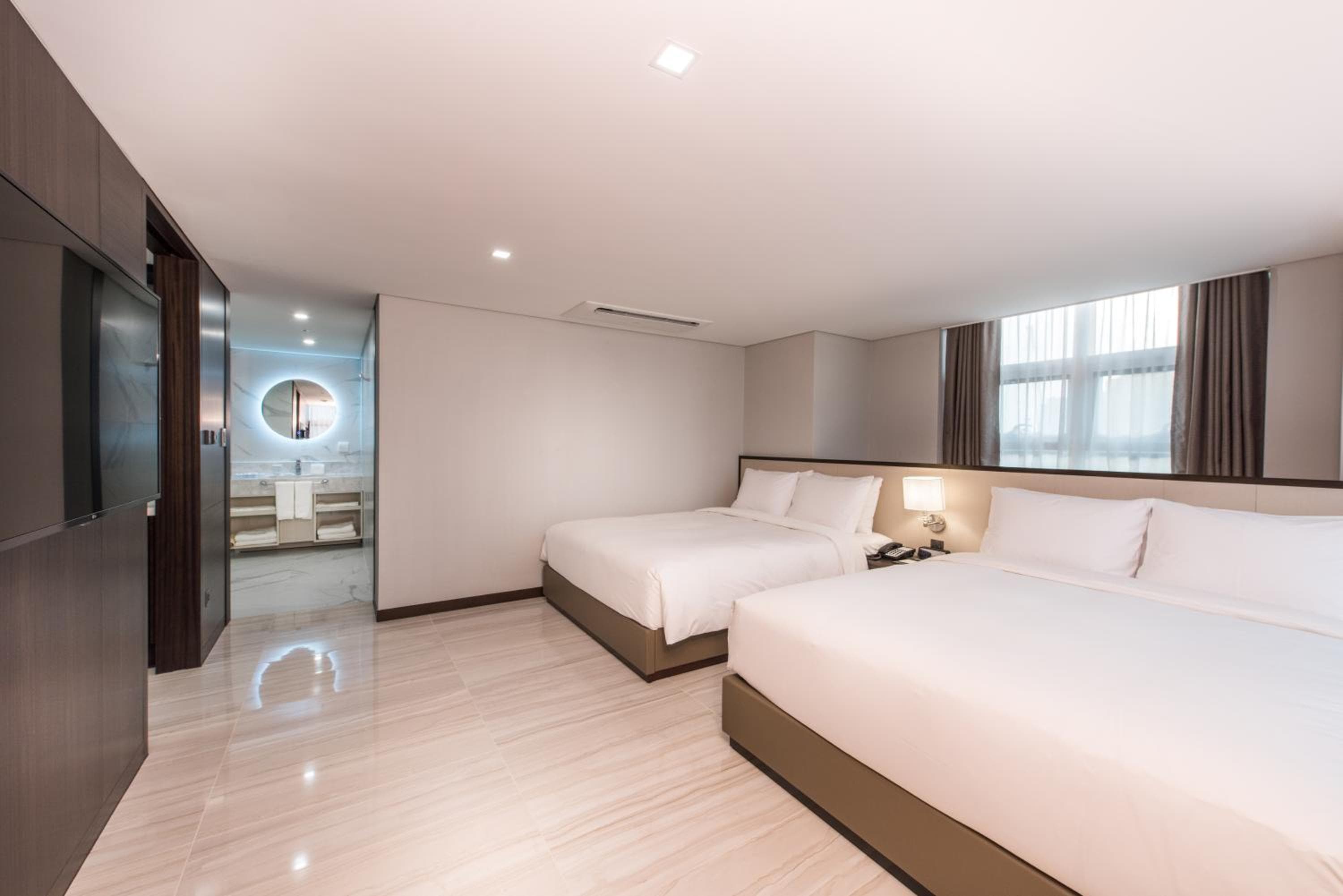 ENA Suite Hotel Namdaemun photo 4