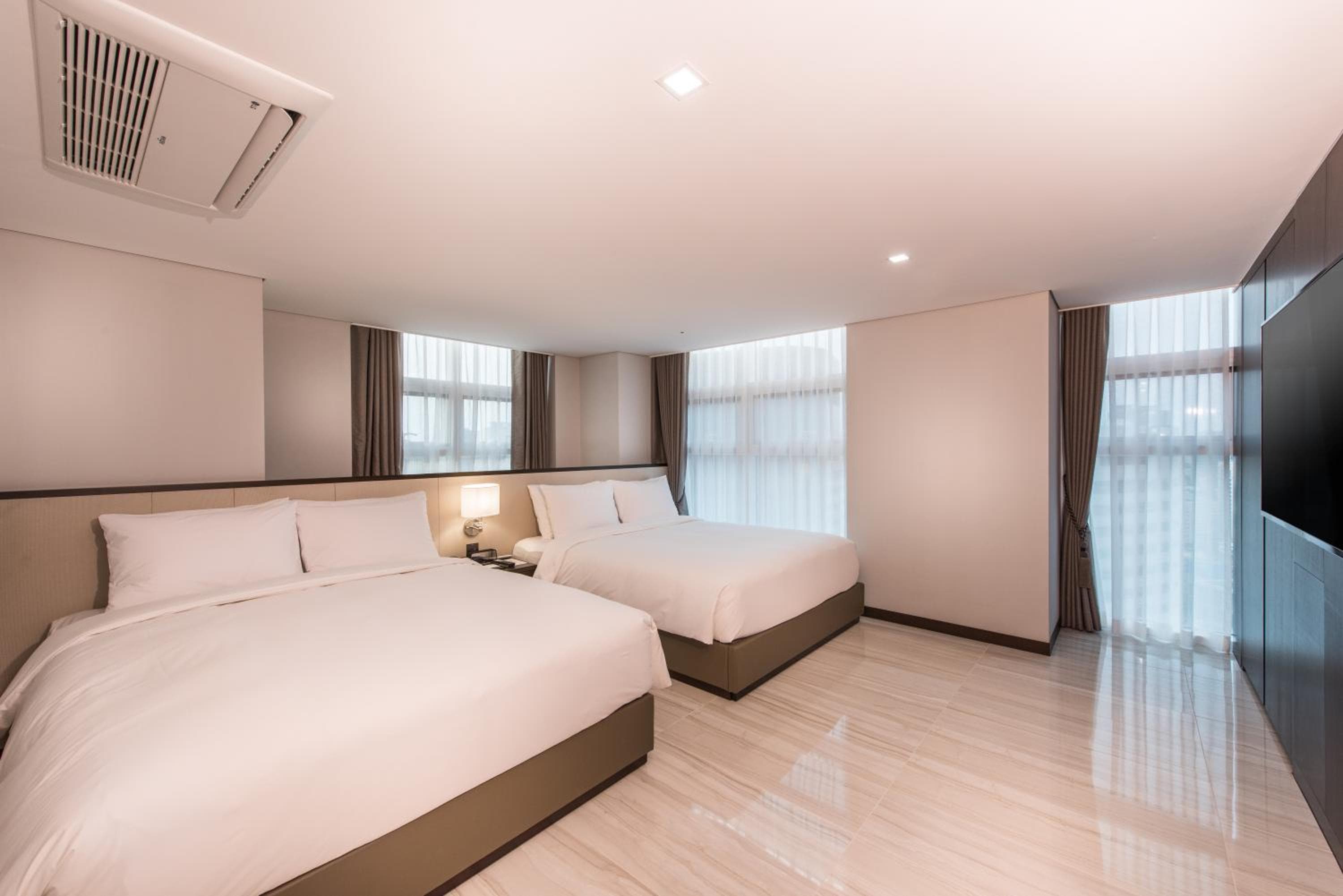 ENA Suite Hotel Namdaemun photo 3