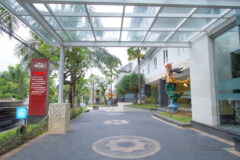 MarsCity Hotel
