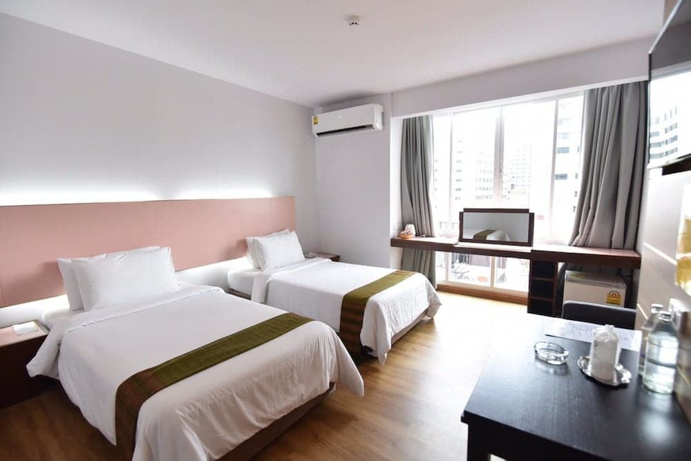 Mayflower Grande Hotel Hat Yai photo 3