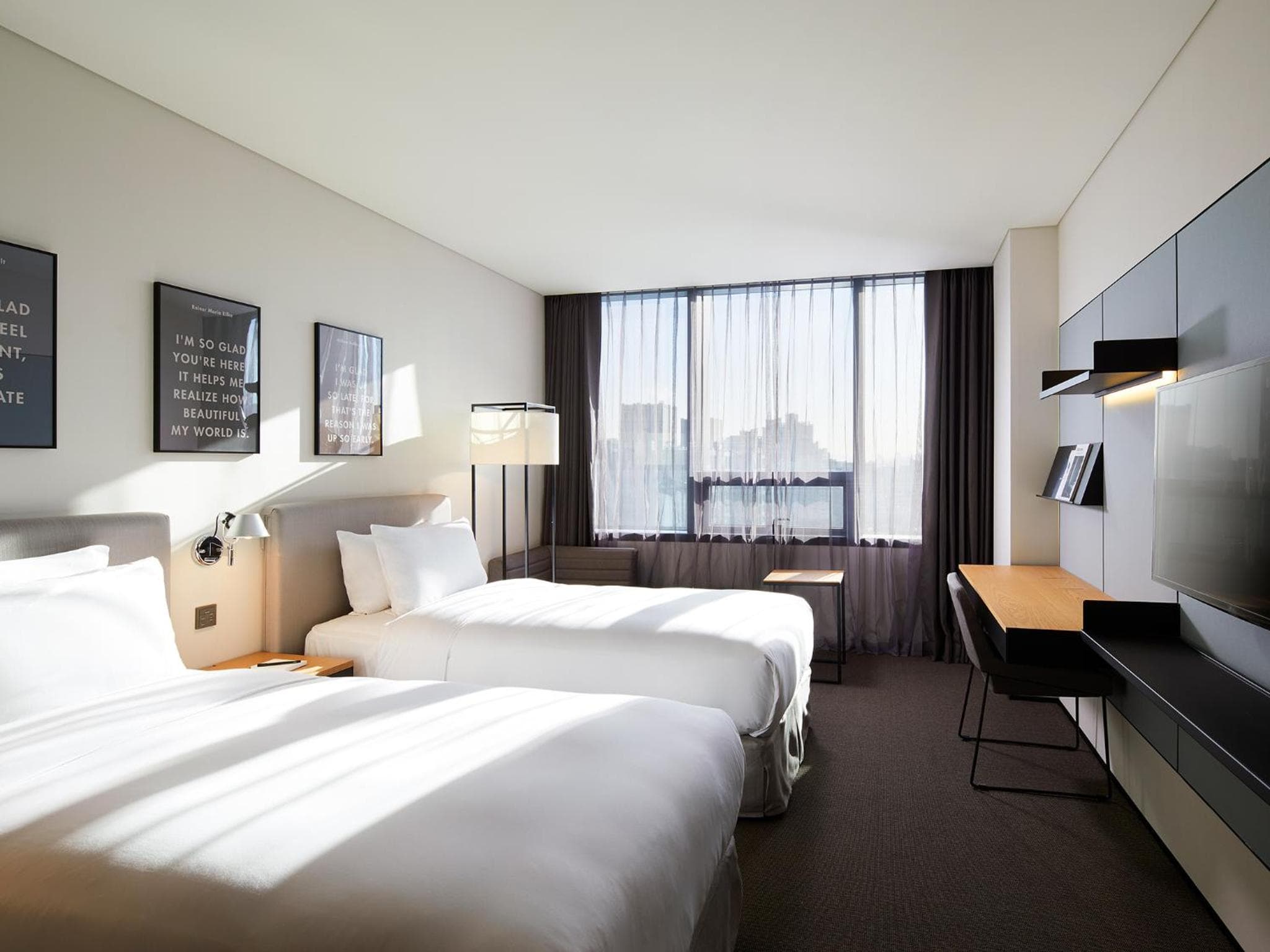 Deluxe Twin Room