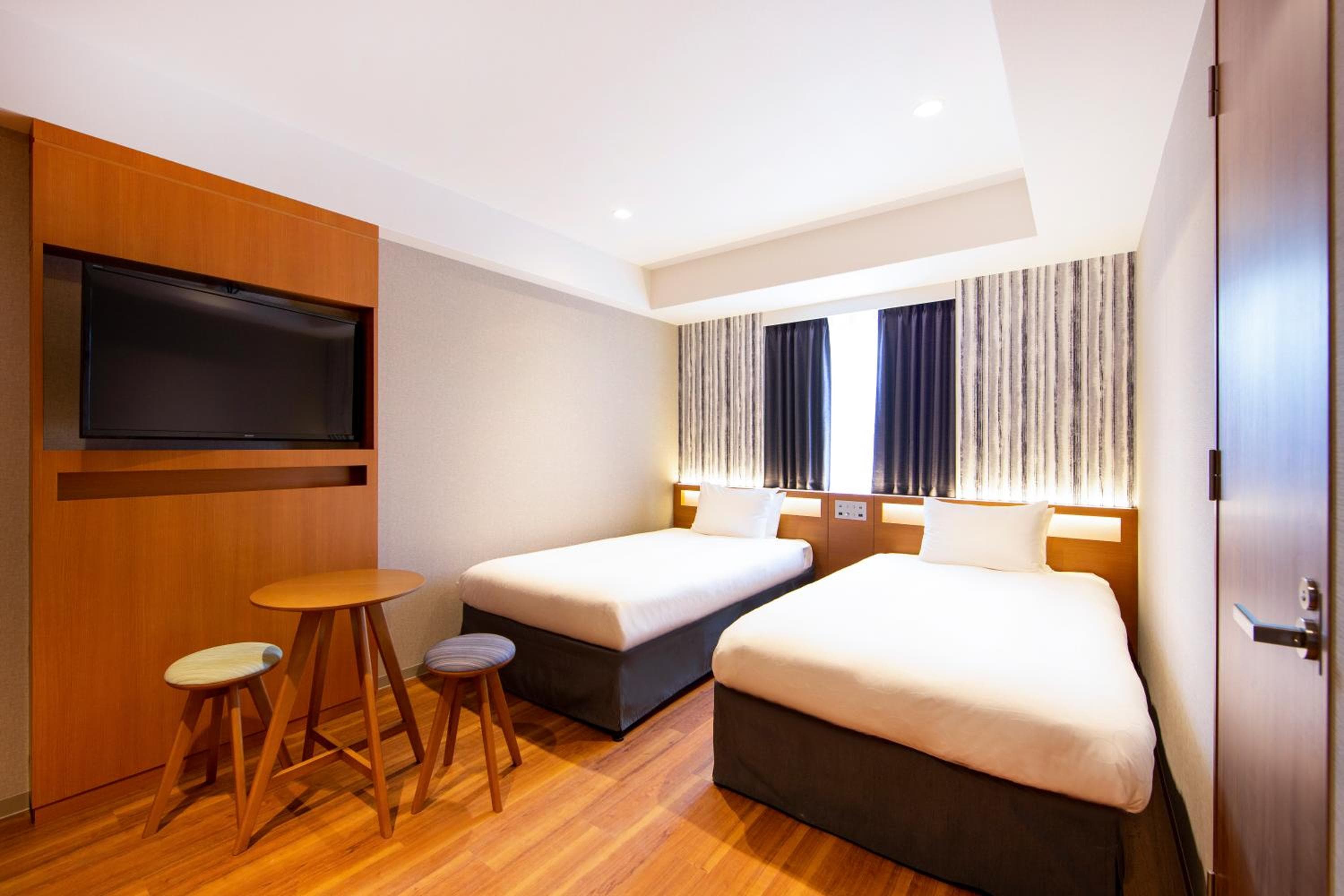 Standard Twin Room - Non-Smoking
