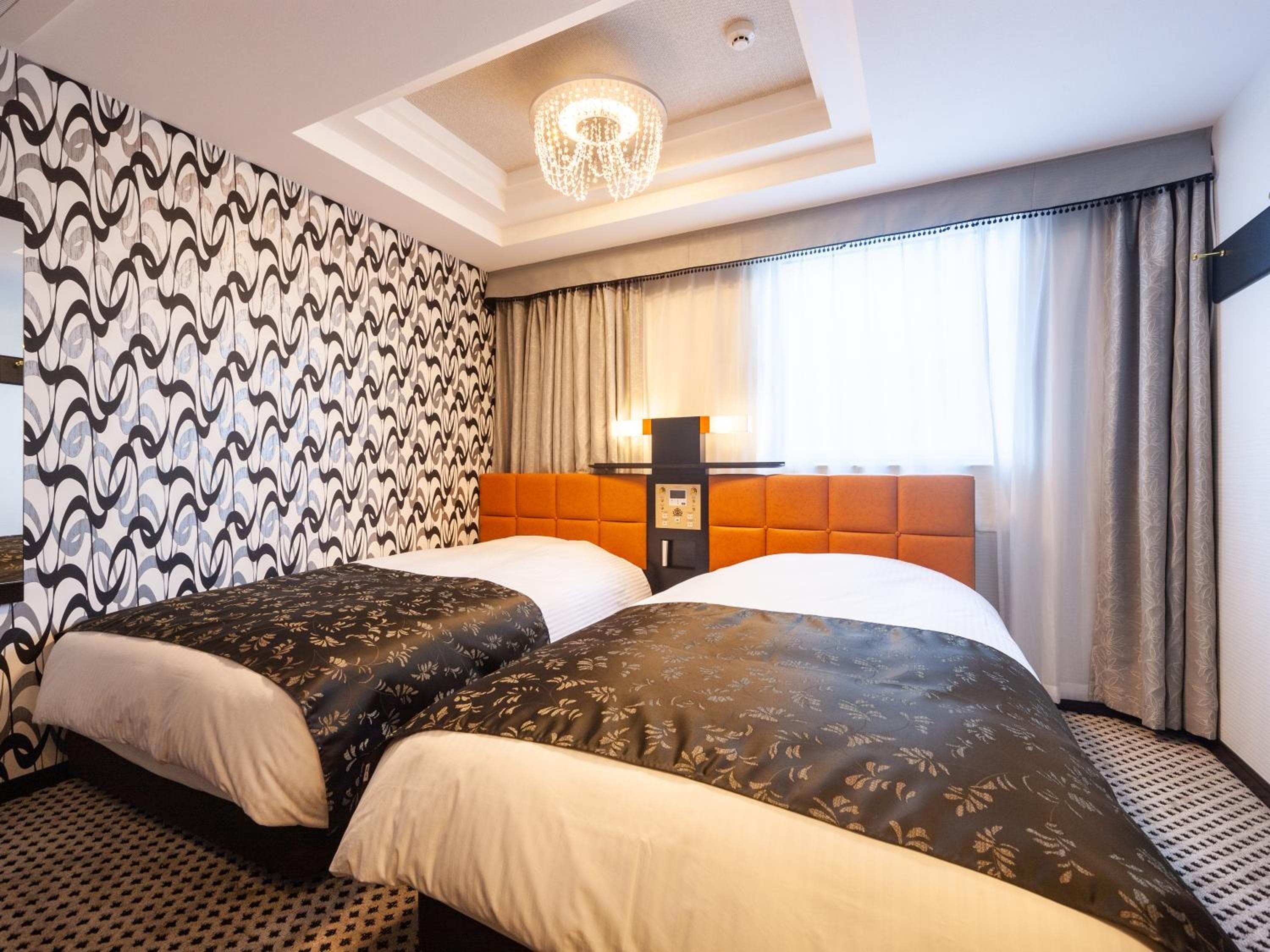 Twin Room - Non-Smoking