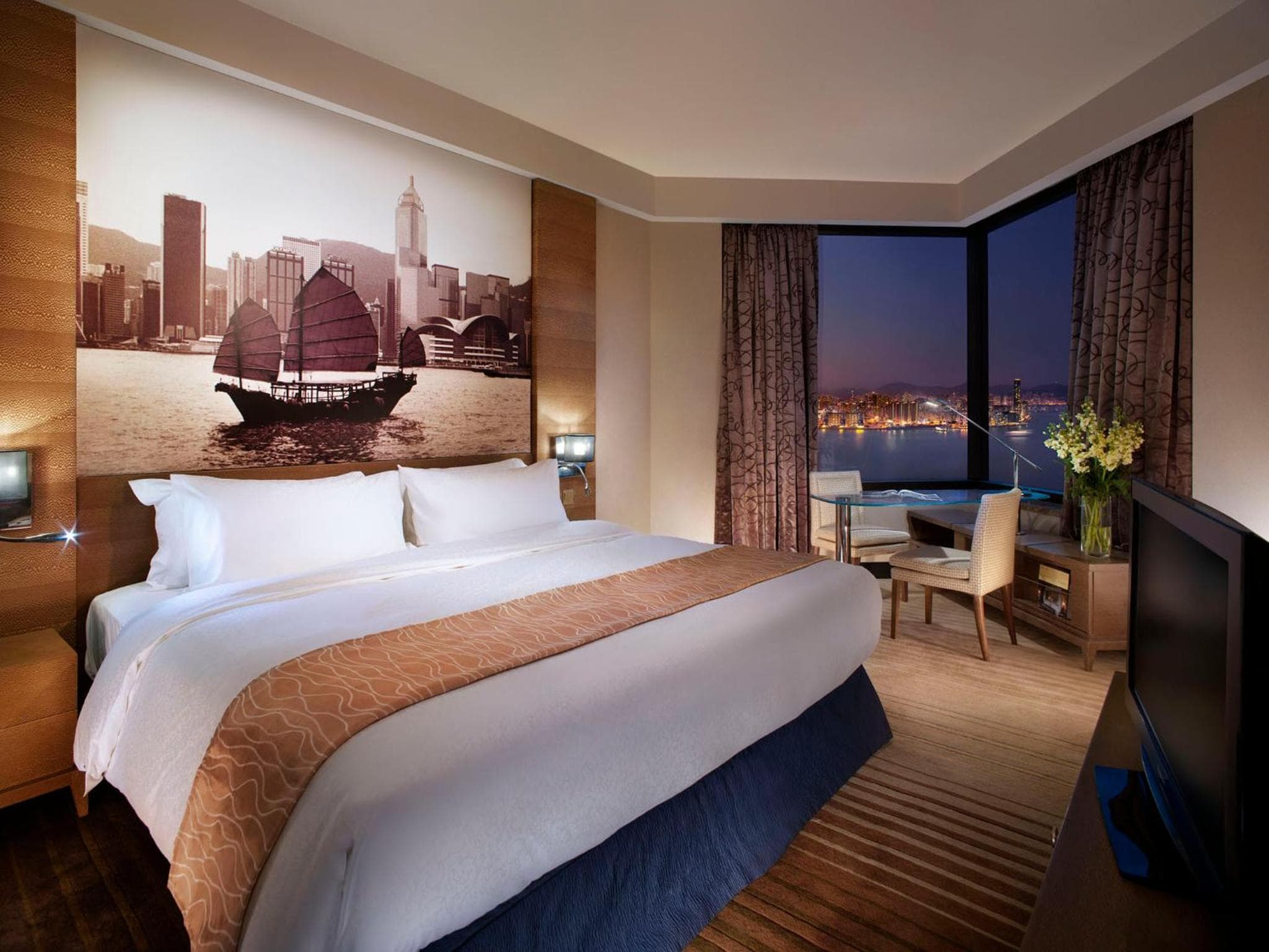 Deluxe King or Twin Room with Harbor View 