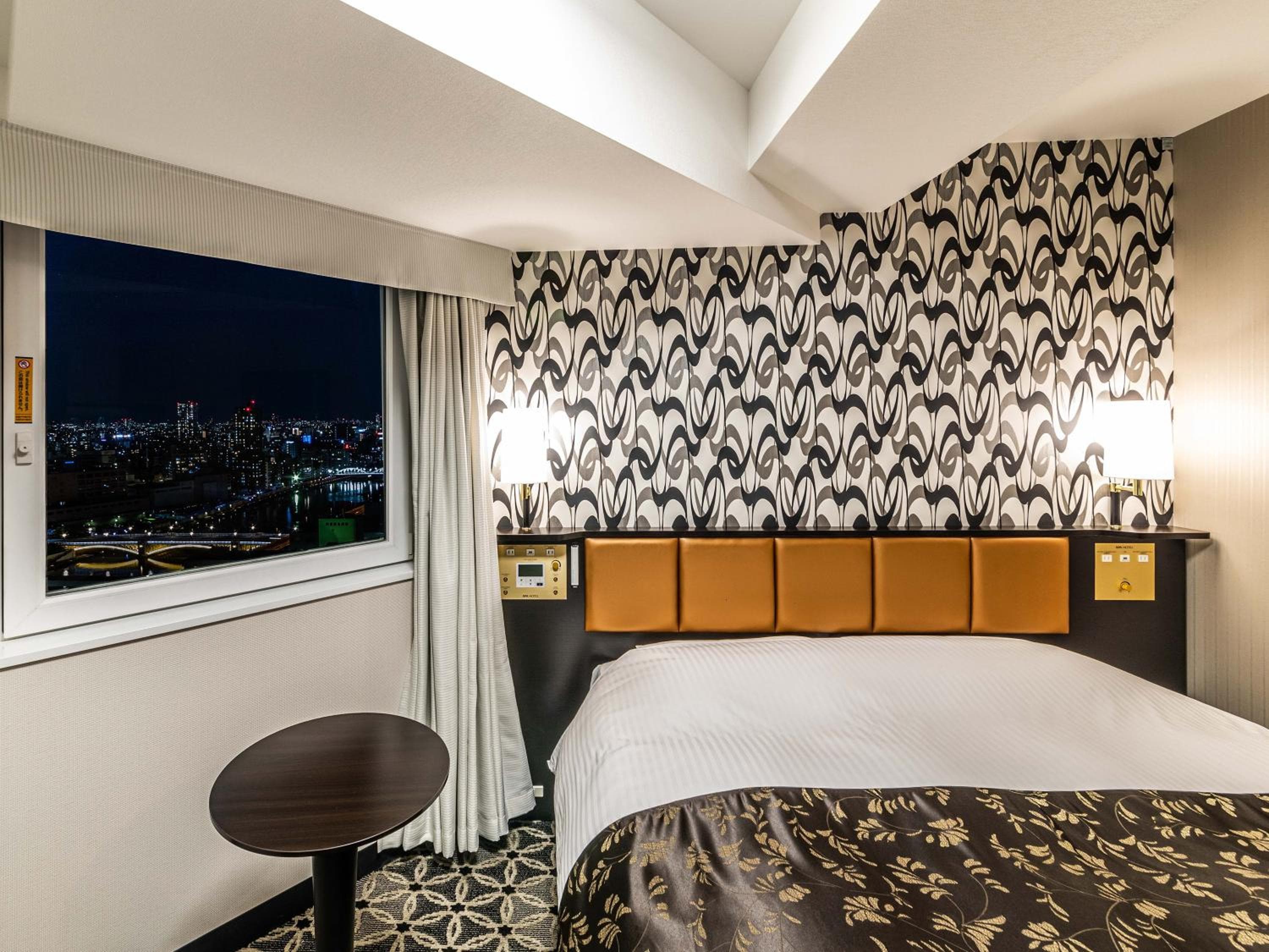Queen Room-Non-Smoking【High Floor】 Western Style Double Bed With Plan % Off! Room Only
