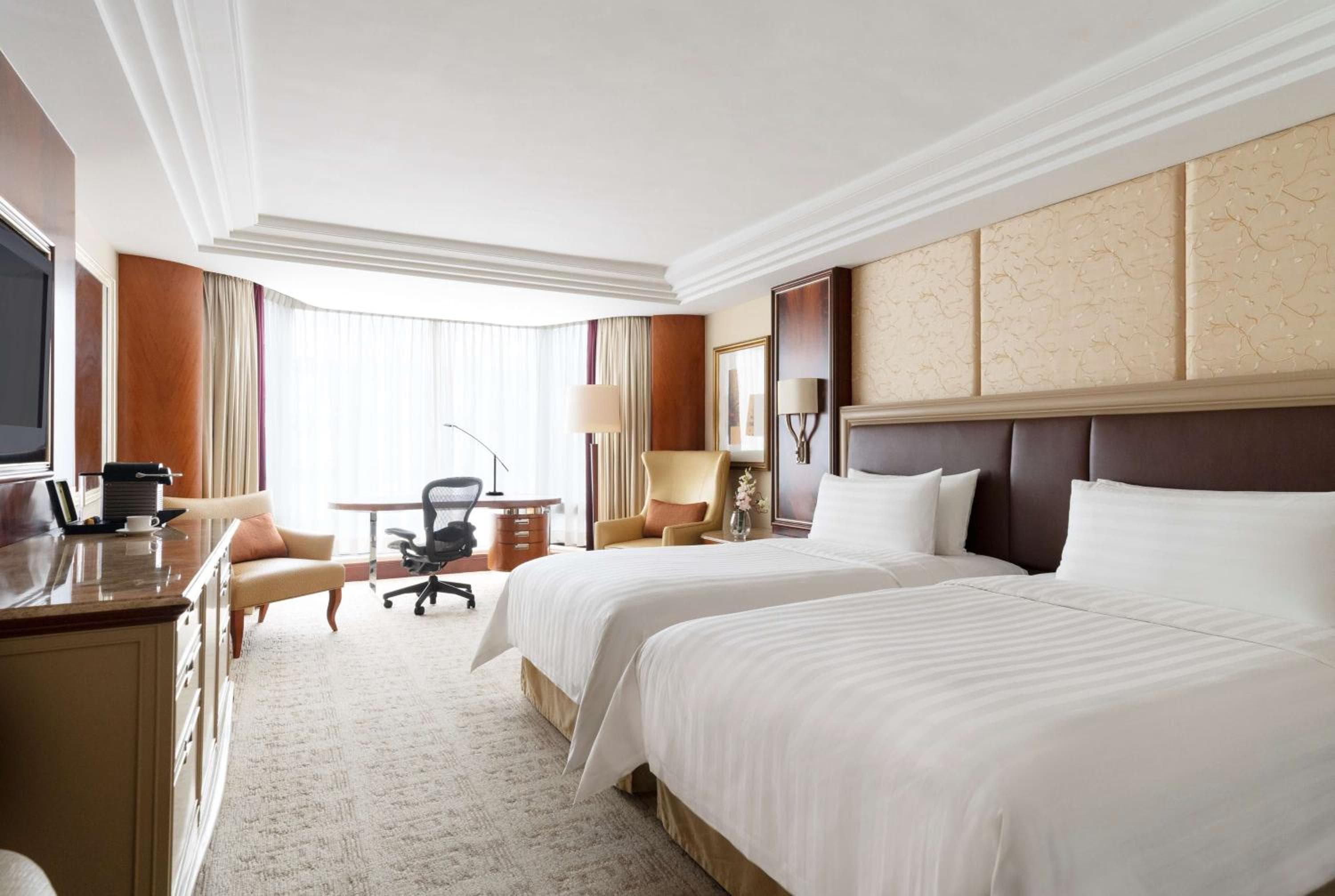 Horizon Club Harbor View Twin Room with Horizon Club Benefits