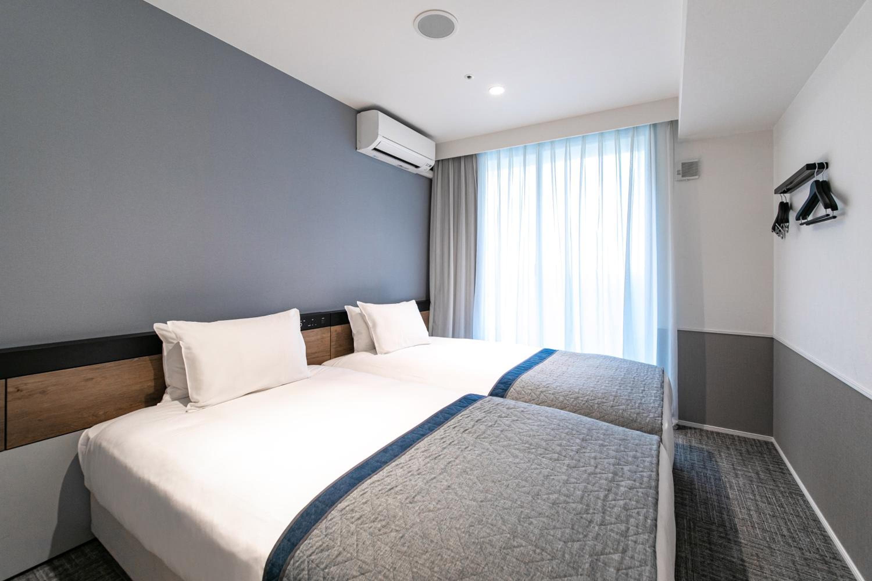 Standard Twin Room - Non-Smoking