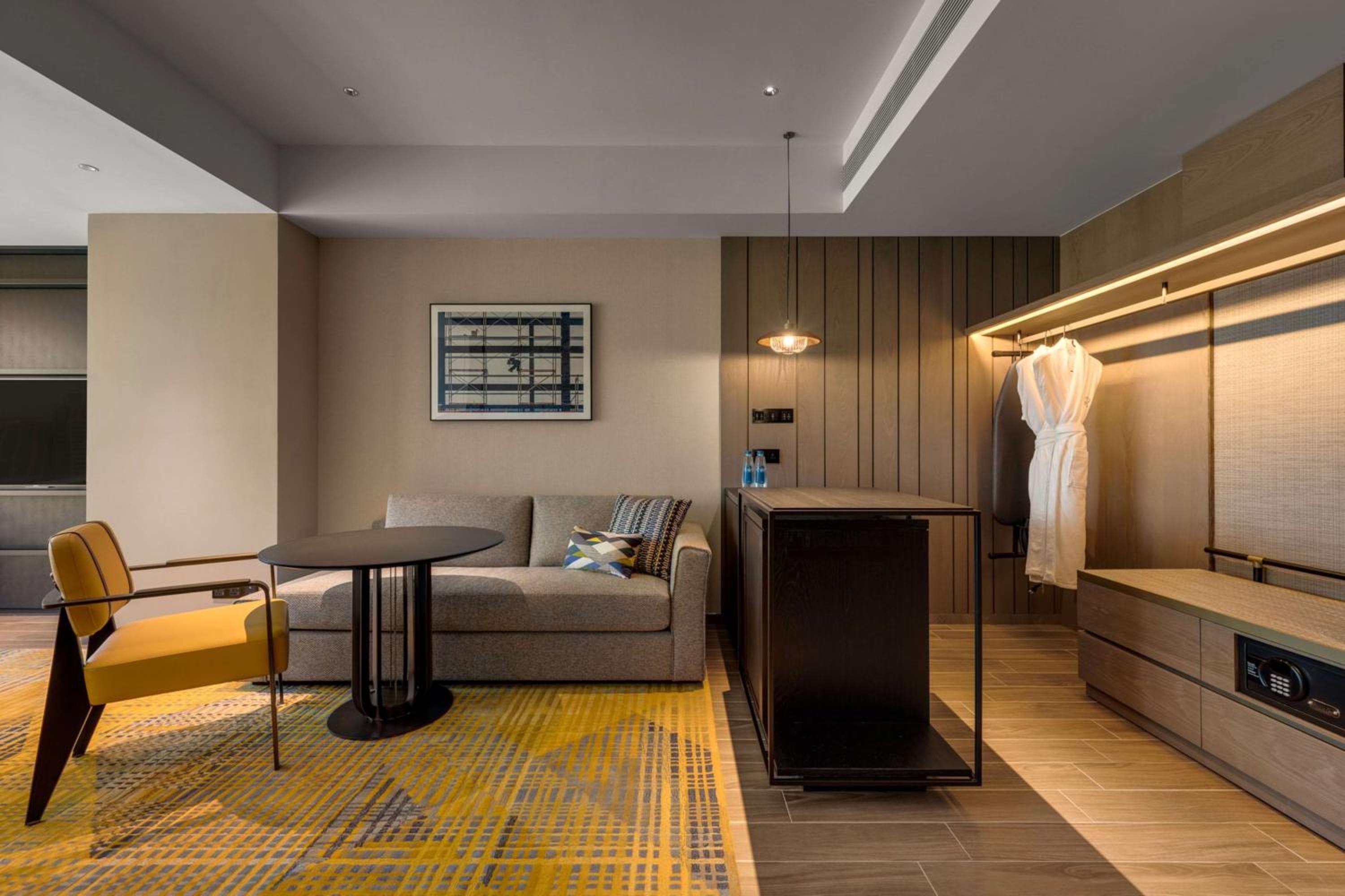 Premium King Room