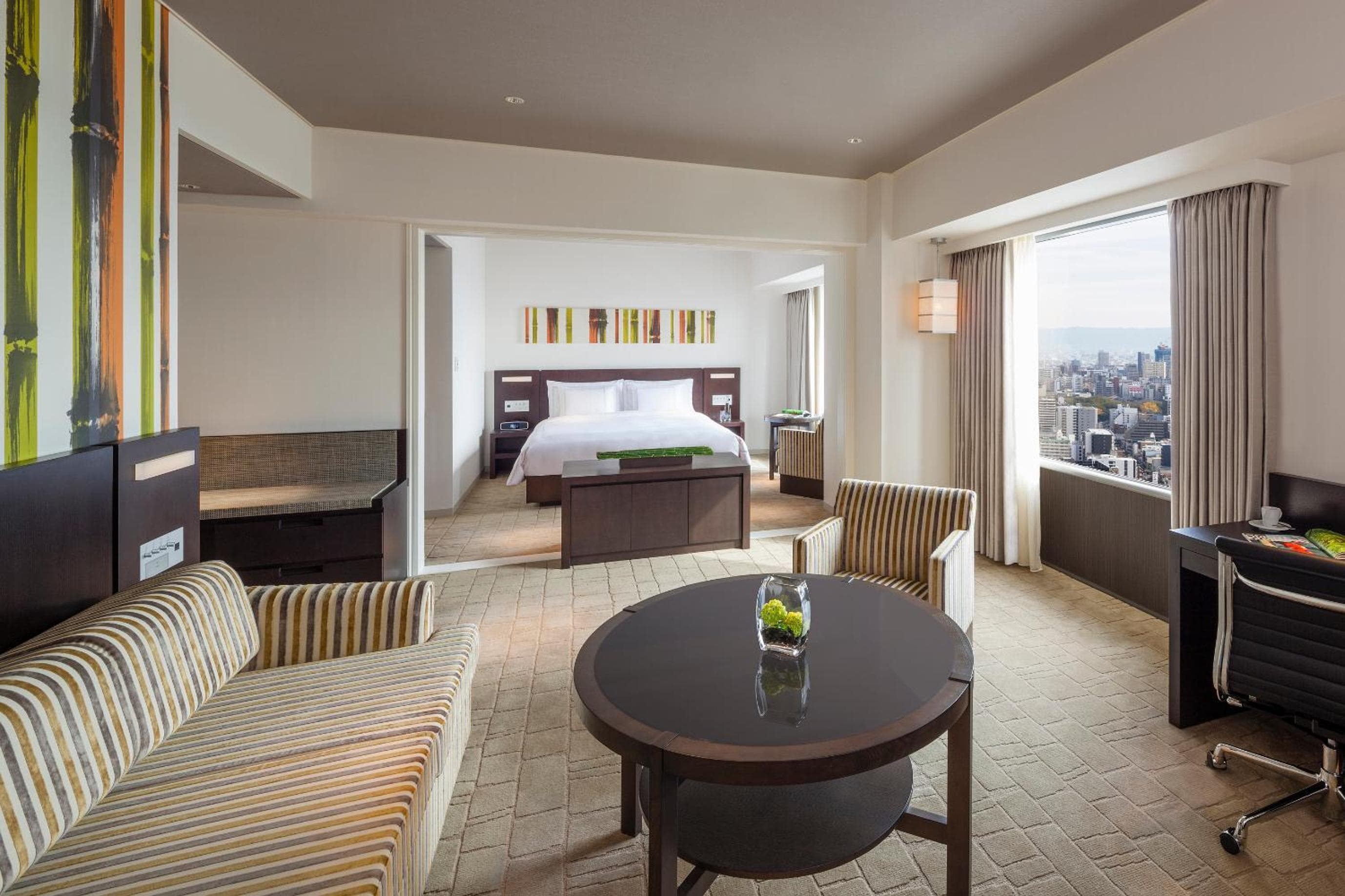 Grand King Room