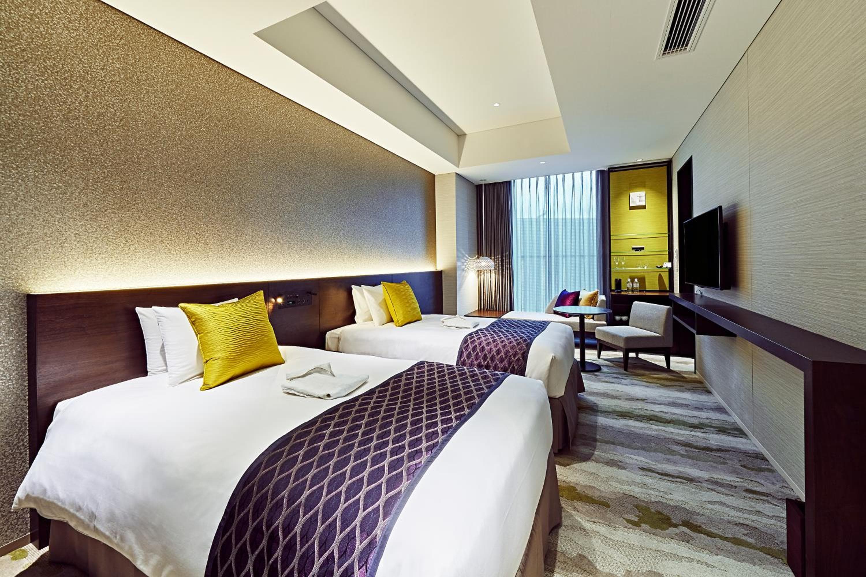 Deluxe Twin Room - Smoking (Electronic Cigarette Only)