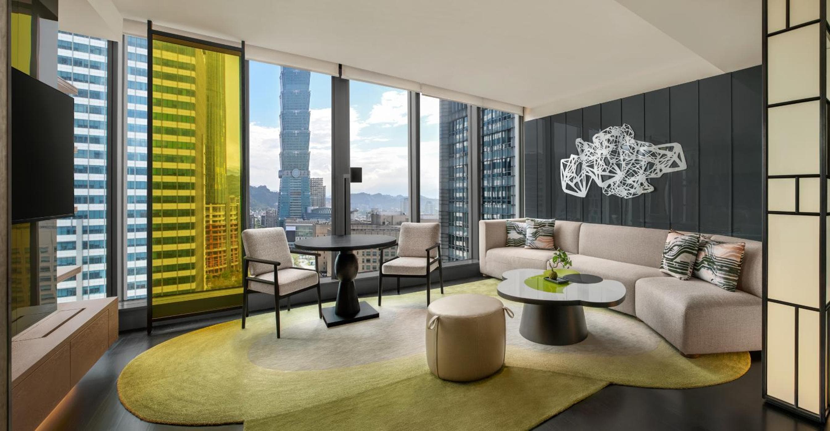 Fantastic Suite, 1 Bedroom Suite, 1 King, Taipei 101 view, City view