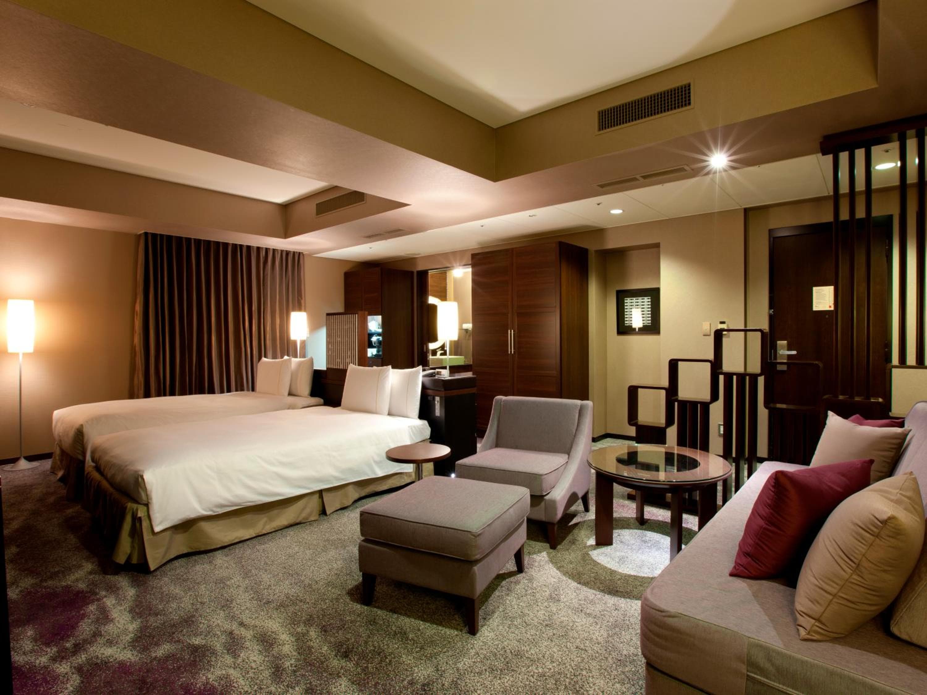 Junior Suite Twin Room