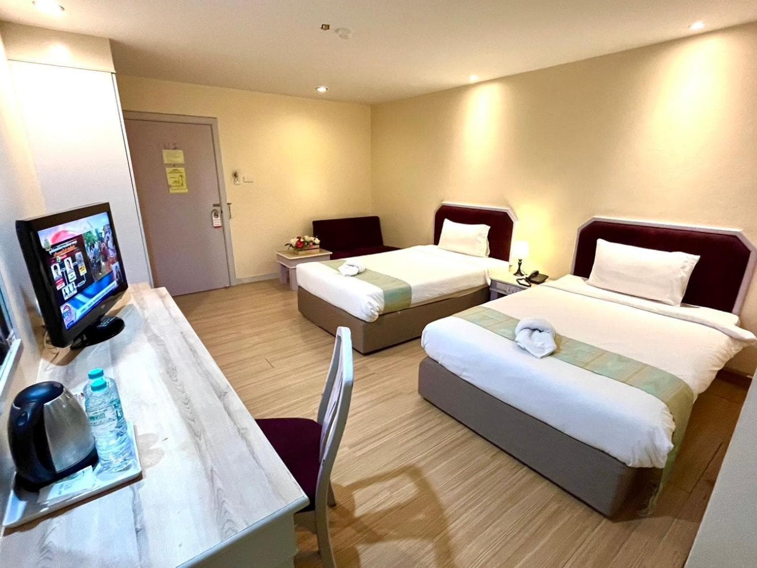 Deluxe Twin Room