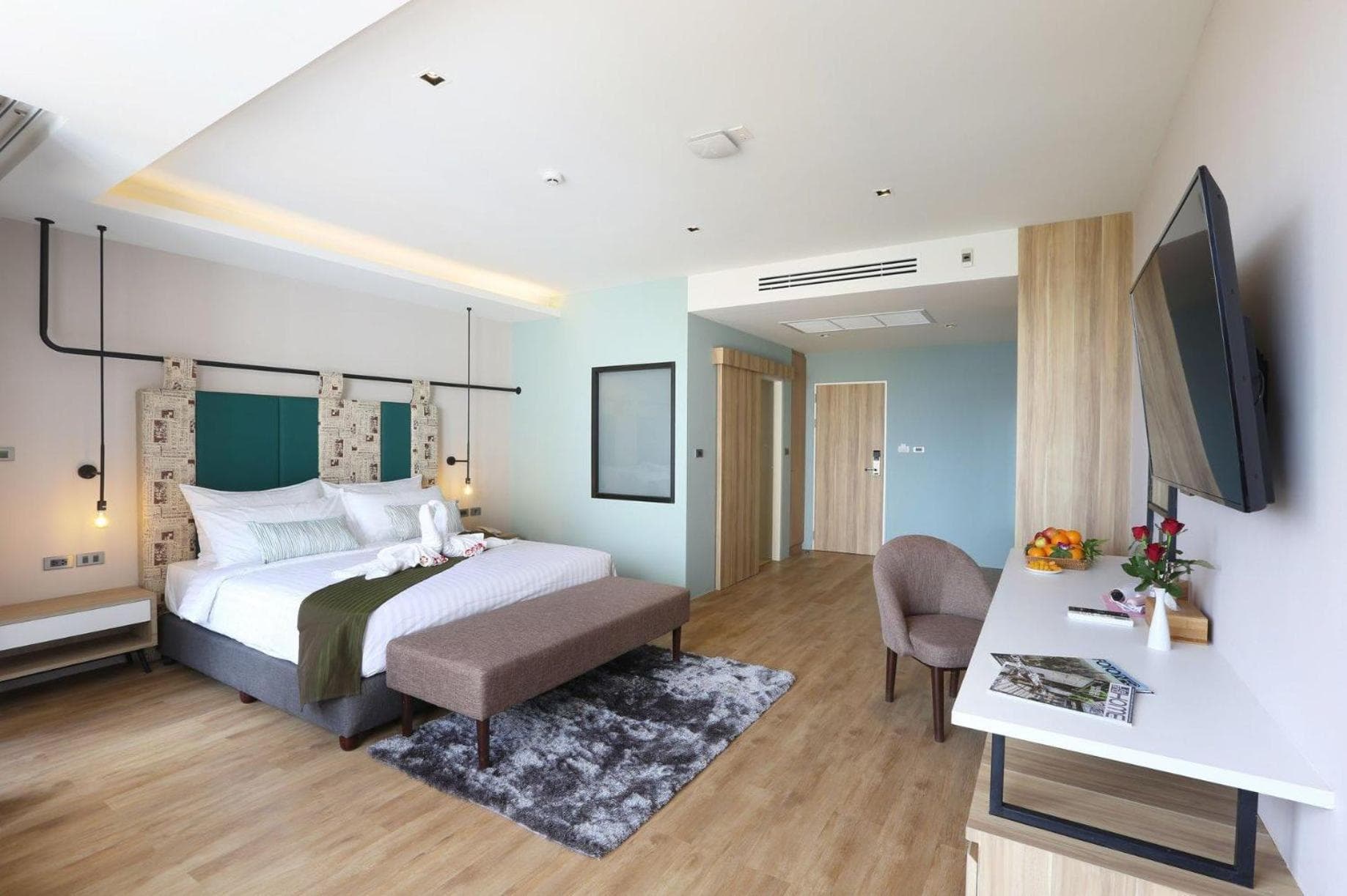 Large Double Room