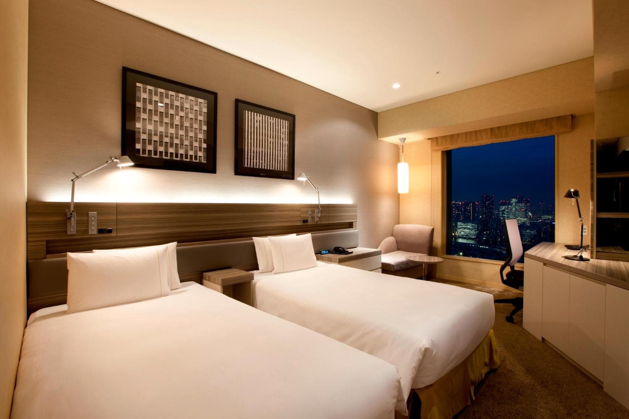 Standard Twin Room