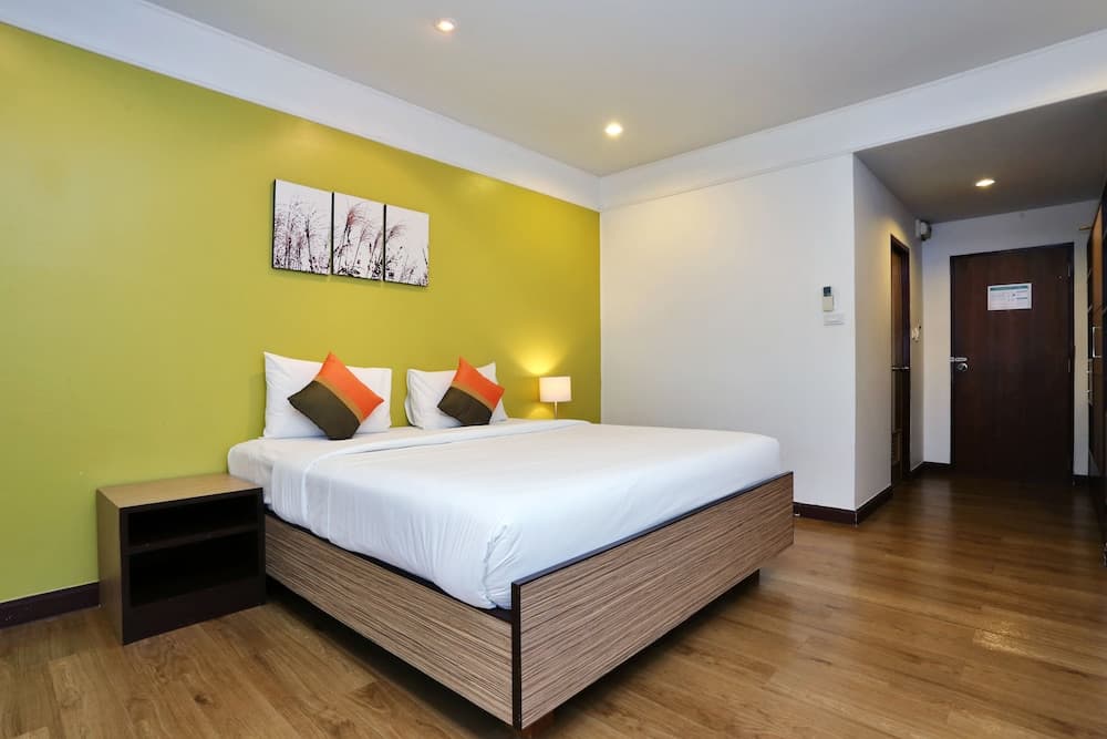 Standard Room (Double Bed)