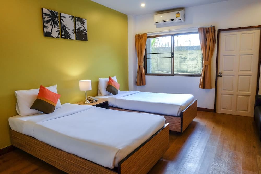 Standard Room (Twin Bed)